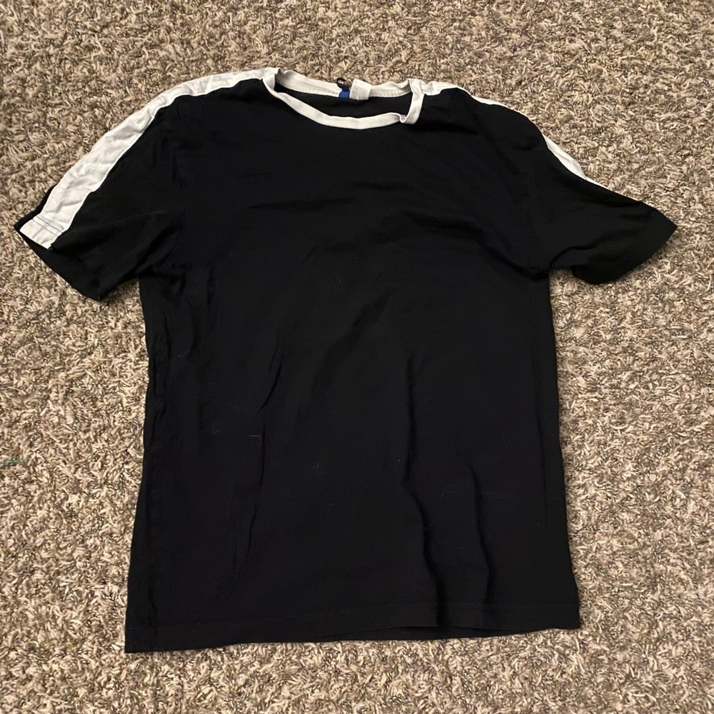 Black and White H&M T-Shirt Size Mens Small